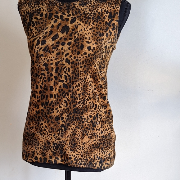 Objects Gold Tank Top Acrylic material Size M. Bt - Picture 4 of 8